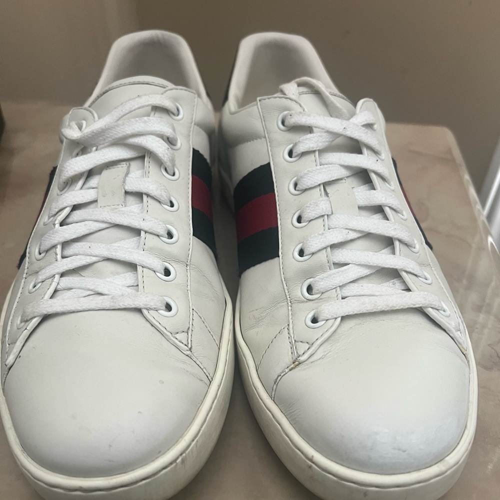 Gucci sneaker nice shoe